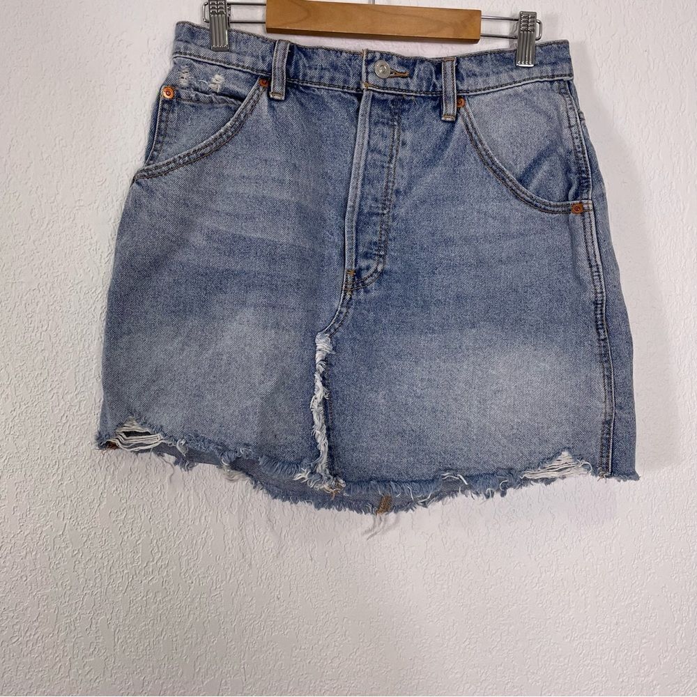 We The Free | Free‎ People Denim Raw Hem Skirt Size 30